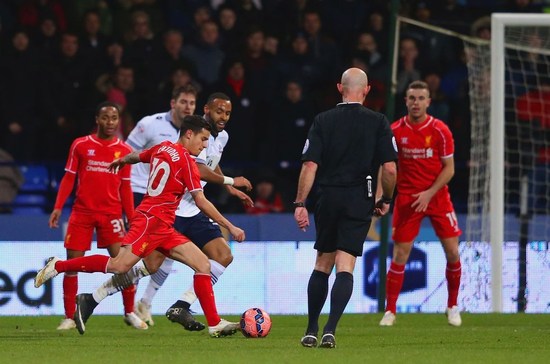 王建民在多伦多蓝鸟队时期的短暂出赛，吸引了大批加拿大华人球迷