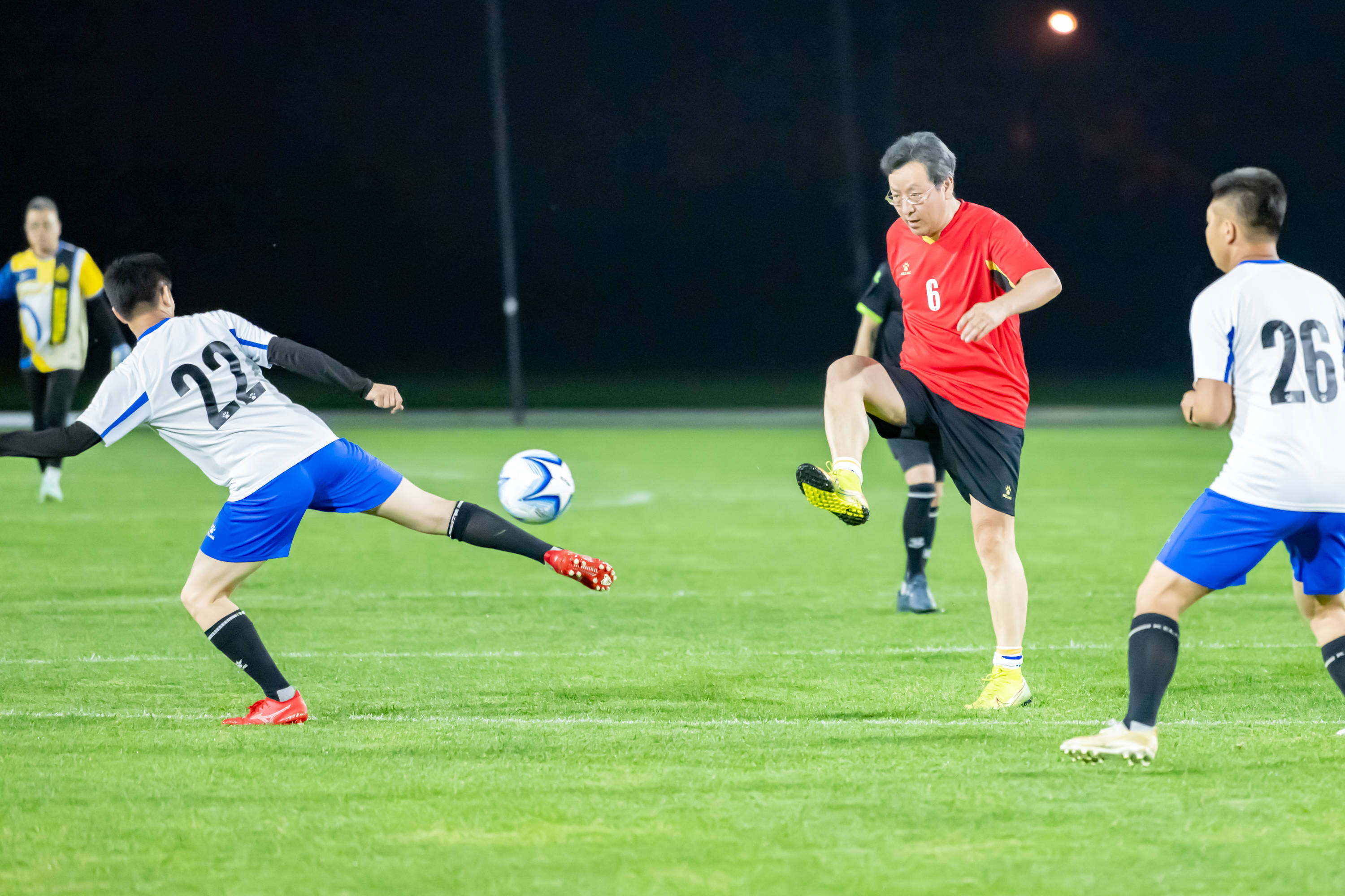 否拥有稳定 否拥有稳定