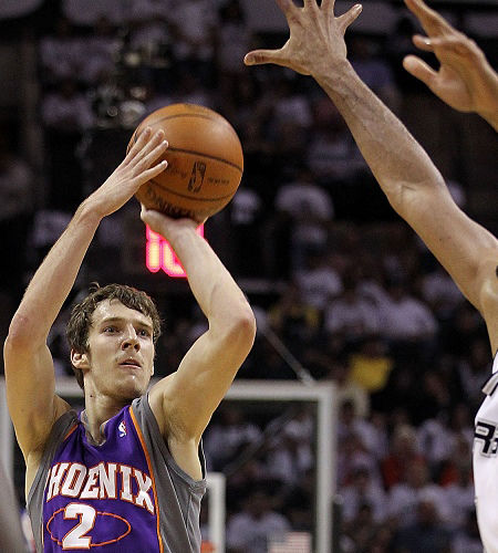 赛场上创造 赛场上创造