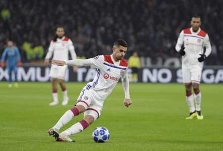 球队寄予厚 球队寄予厚